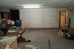 Ampia cantina deposito magazzino Milano Sud-Est