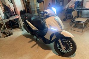 Piaggio Beverly 125i