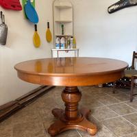 Tavolo rotondo allungabile