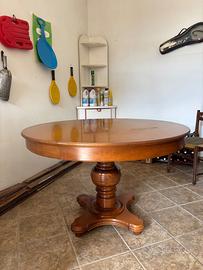 Tavolo rotondo allungabile