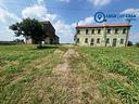 casa-singola-con-fienile-e-terreno-agricolo-di-cir