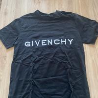 maglietta givenchy