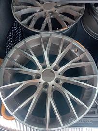 Cerchi in lega leggera