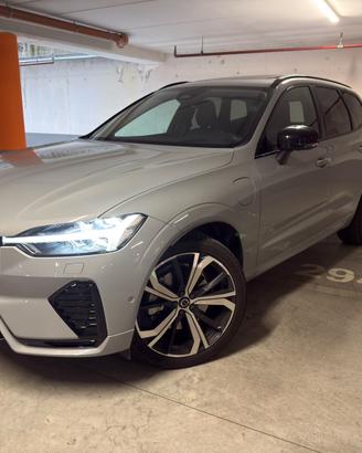 Volvo XC60 T6 Ultra Dark My24