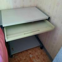 Scrivania porta pc computer