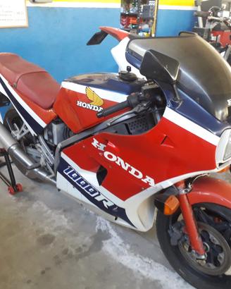 honda vf 1000 R