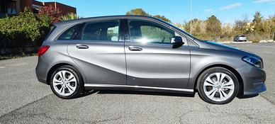 Mercedes B 180 d