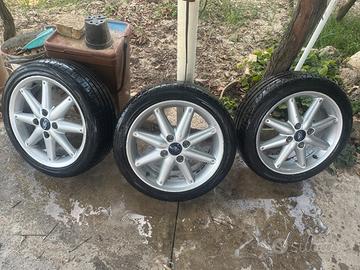 GOMME CON CERCHI IN LEGA ORIGINALI FORD