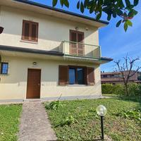 Villa a schiera Medolago [Cod. rif 3297712VRG]