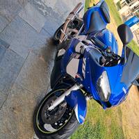 moto Yamaha r6
