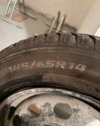 PNEUMATICO+CERCHIONE 185/65/R14 anno 2024