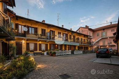 CASA DI CORTE A ALPIGNANO