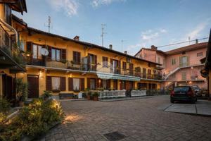 CASA DI CORTE A ALPIGNANO