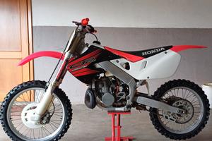 cr 250 2t 