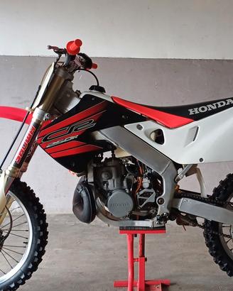 cr 250