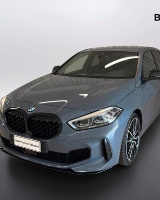 BMW Serie 1 (F40) - M 135i xDrive