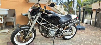 Ducati Monster 900 - 2001