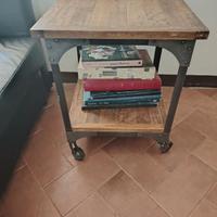 Carrello Piccolo Stile Industriale