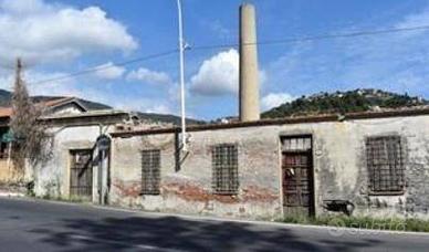 Immobile in asta di 244 m² con 1 locale a Taggia