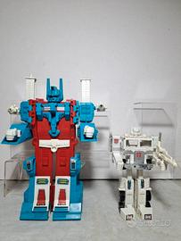 Takara Hasbro Transformers G1 Ultra Magnus Convoy