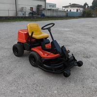 trattorino tagliaerba Husqvarna snodato