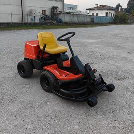 trattorino tagliaerba Husqvarna snodato