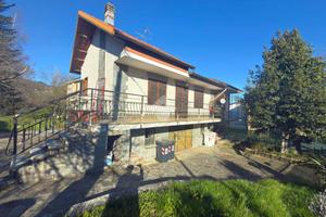 CASA SEMINDIPENDENTE A COAZZE
