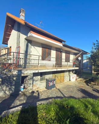 CASA SEMINDIPENDENTE A COAZZE
