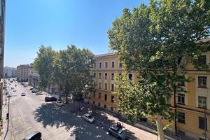 Via Coroneo elegante appartamento per studentesse