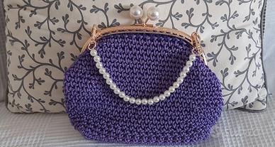 pochette chic