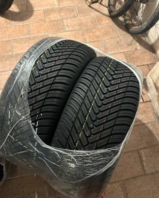 Pneumatici 4 stagioni