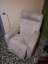 Poltrona elettrica reclinabile