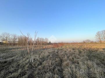 TER. RESIDENZIALE A ACQUANEGRA SUL CHIESE