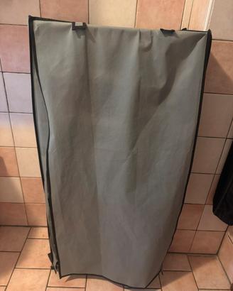 Mobiletto di plastica