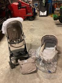 Passeggino, culla, biberon, pesa…