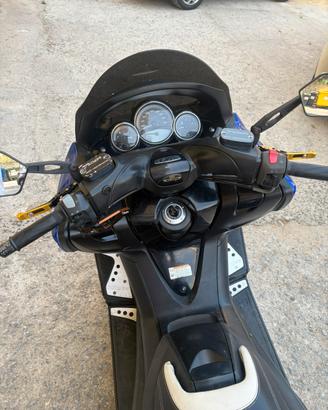 Tmax 500 2010