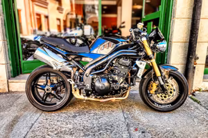 Triumph Speed Triple 1050 - Certificata e Finanzia