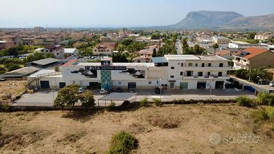 Edificio commerciale a Borgetto, Via Dommartino