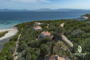 Villa a pochi passi dal mare