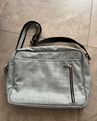 Borsa capiente