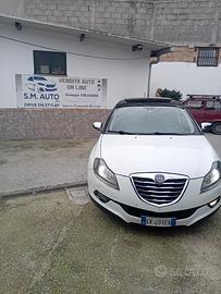 Lancia Delta Automatica Allestimento Platino 