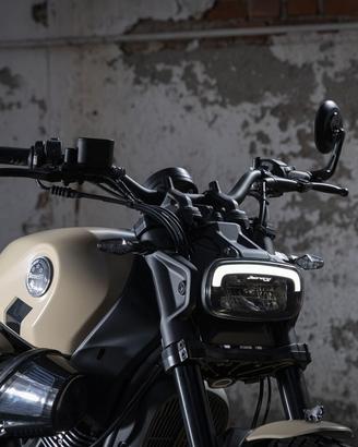 Benelli Leoncino Bobber 400 full