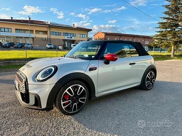 Mini Cabrio 2.0 John Cooper Works JCW