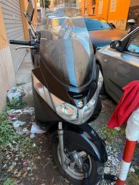 Suzuki Burgman 400 - 2005