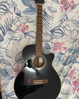 Takamine EG260C BK chitarra elettroacustica