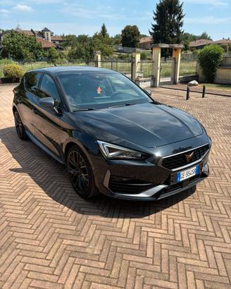 Cupra leon 1.4 Hybrid plug-in 245 cv