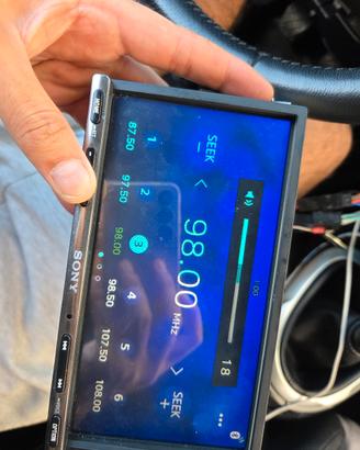 Sony XAV-AX3005DB 2 Din DAB android auto car play 