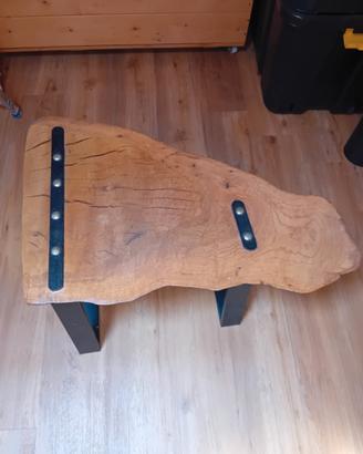 Tavolino in legno artigianale