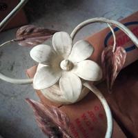 Tris di lampadari in ferro battuto