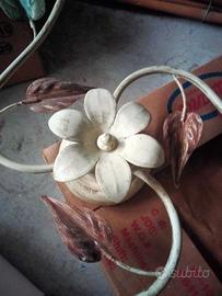 Tris di lampadari in ferro battuto